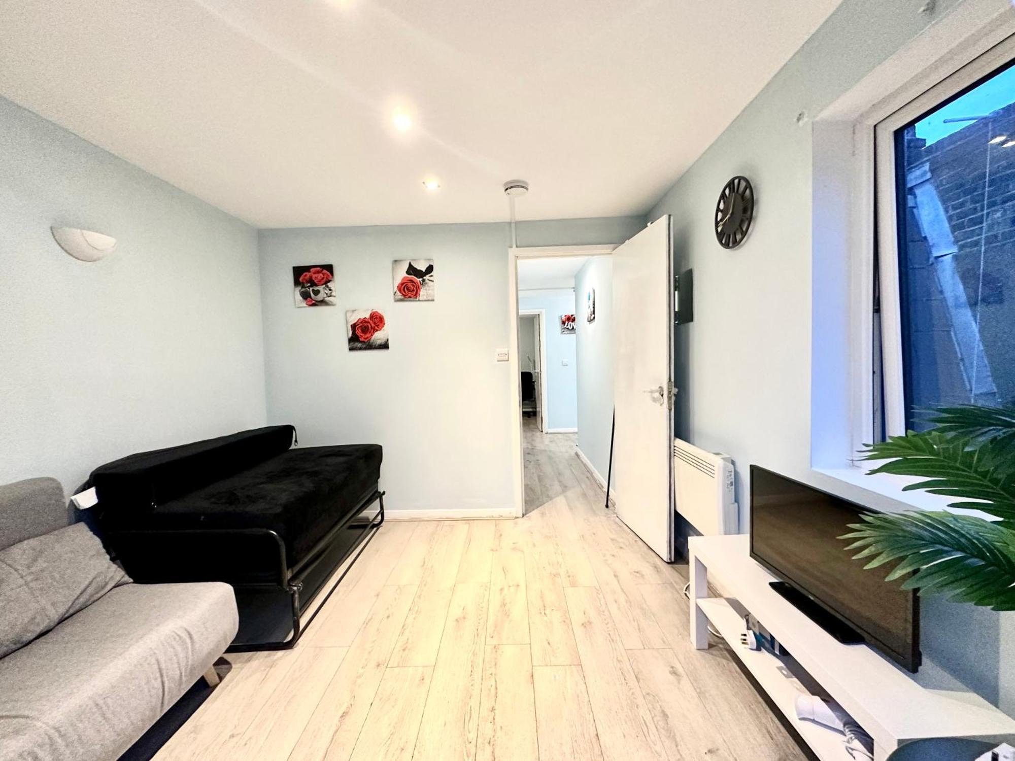 Kings Cross Guest House Лондон Екстер'єр фото