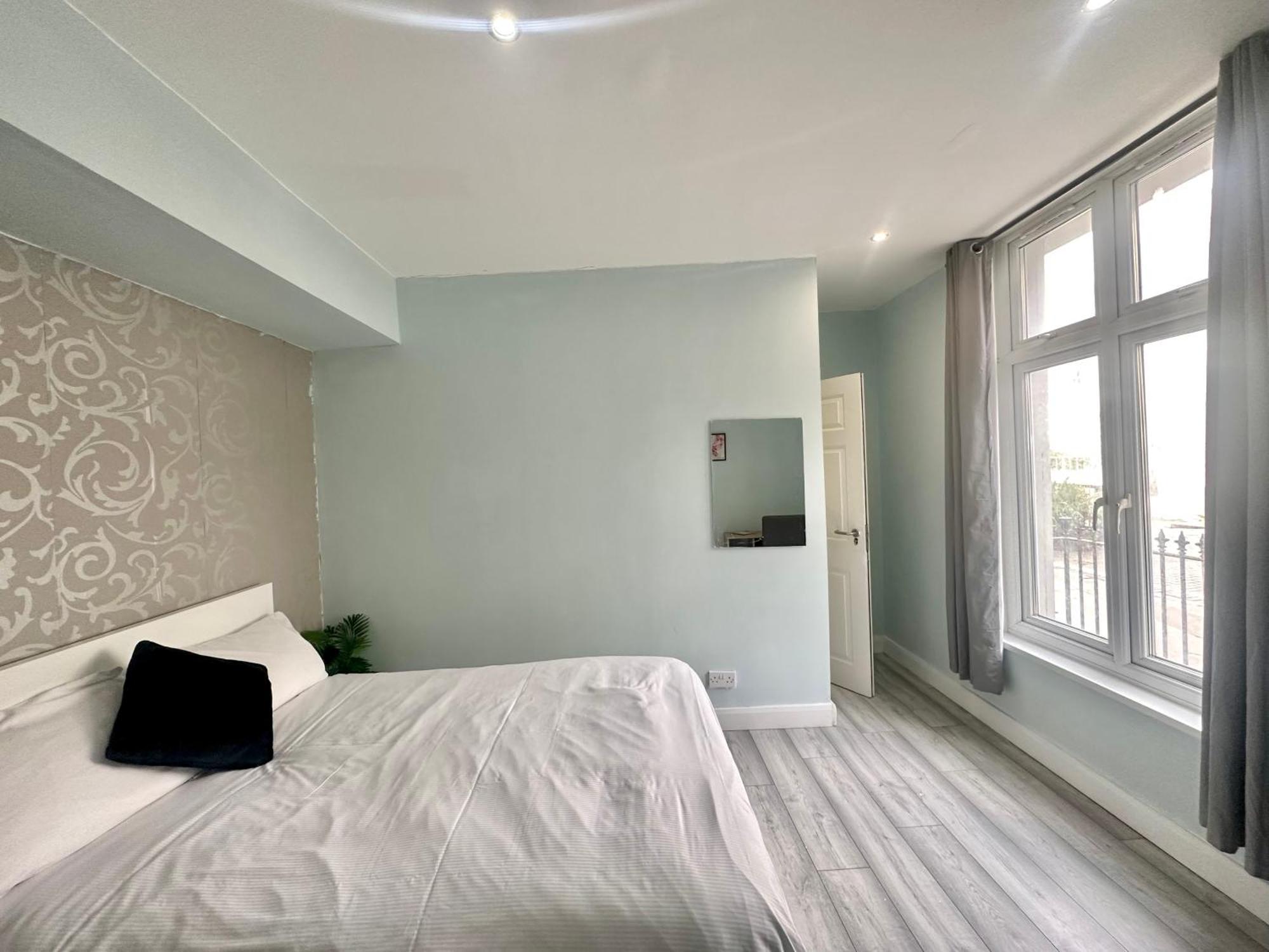 Kings Cross Guest House Лондон Екстер'єр фото