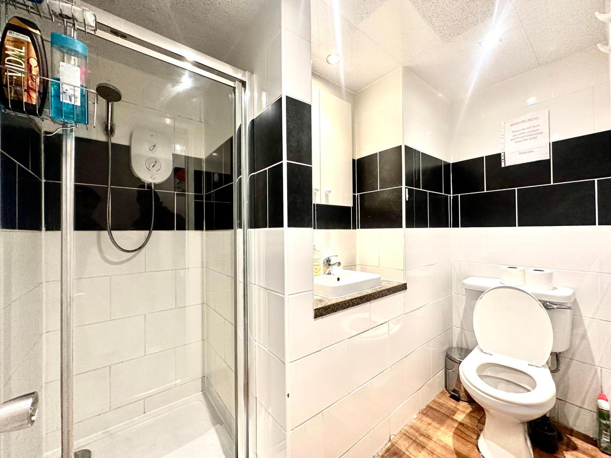 Kings Cross Guest House Лондон Екстер'єр фото