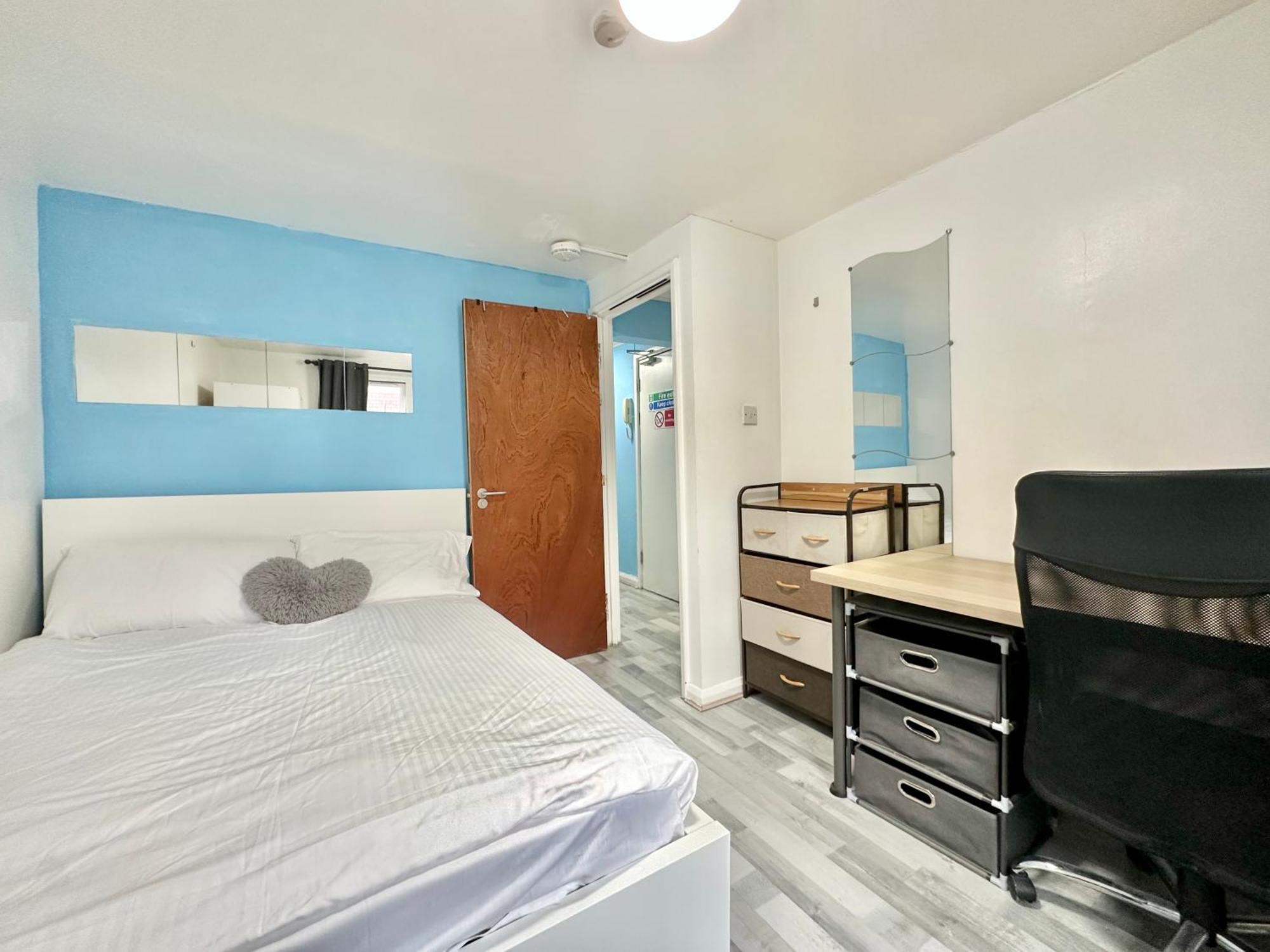 Kings Cross Guest House Лондон Екстер'єр фото