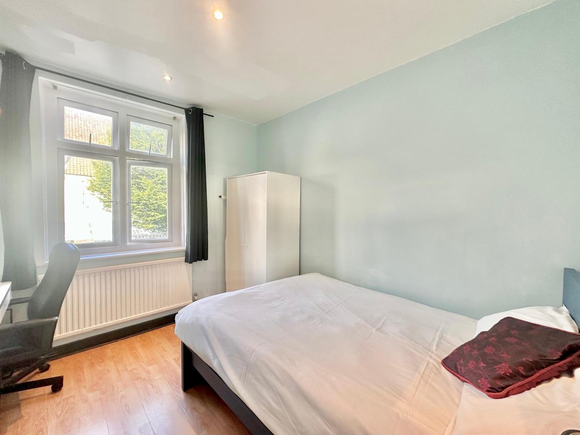 Kings Cross Guest House Лондон Екстер'єр фото